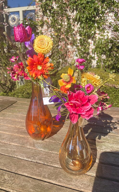 Catch kunstbloemen in prachtige vaasjes large en medium